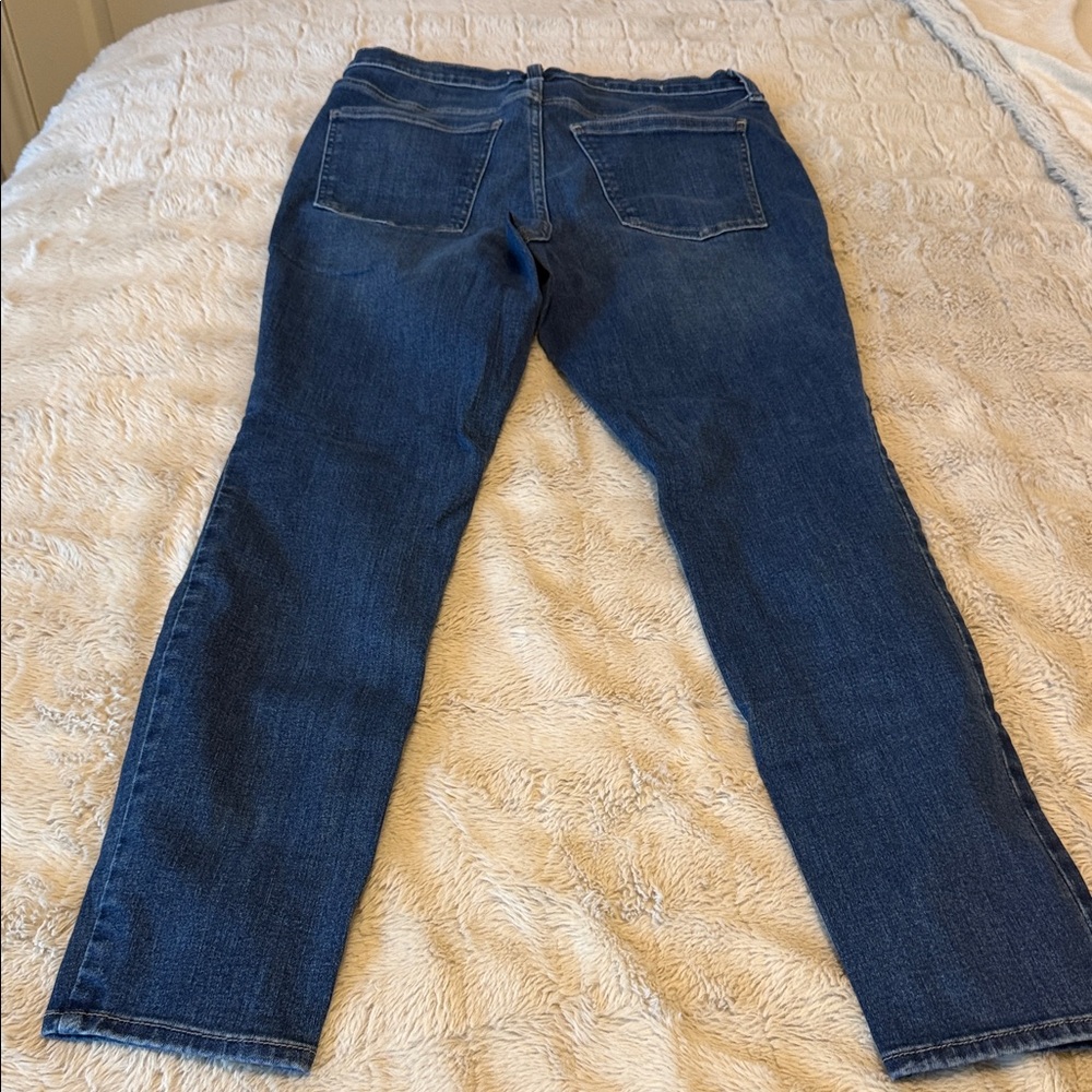 Universal Thread Women's High Rise Jeans in Deep Blue - Picture 5 of 5